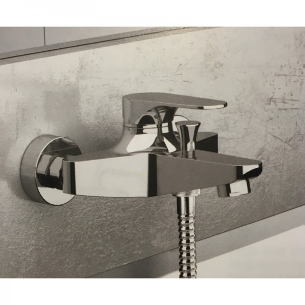 Смеситель для ванны с переключателем REMER L05