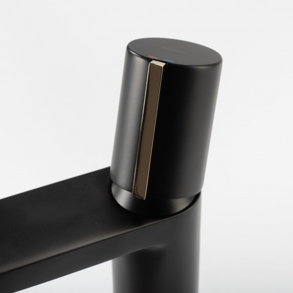 Змішувач для раковини REA ICON BLACK L.GOLD чорний низький