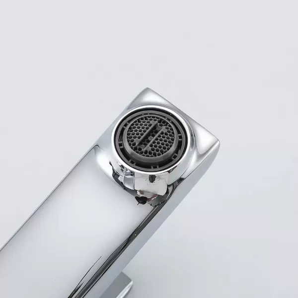 Змішувач для умивальника хром F1084