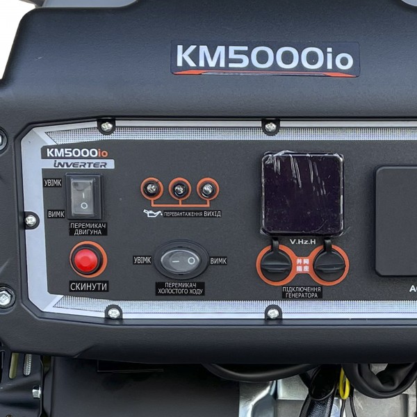 Генератор бензиновый инверторный KEMAGE  KM5000io-3 с дисплеем и дополнительным подключением генерат