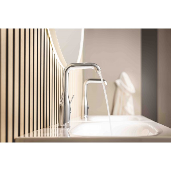 Смеситель для раковины высокий Grohe Essence 24174001