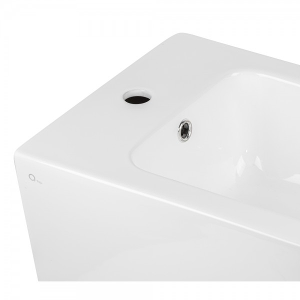 Биде напольное Qtap Crow 545х360х410 White QT05443370W