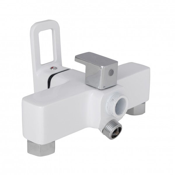 Смеситель для ванны с поворотным изливом белый Lidz LDWAW005WHI45399