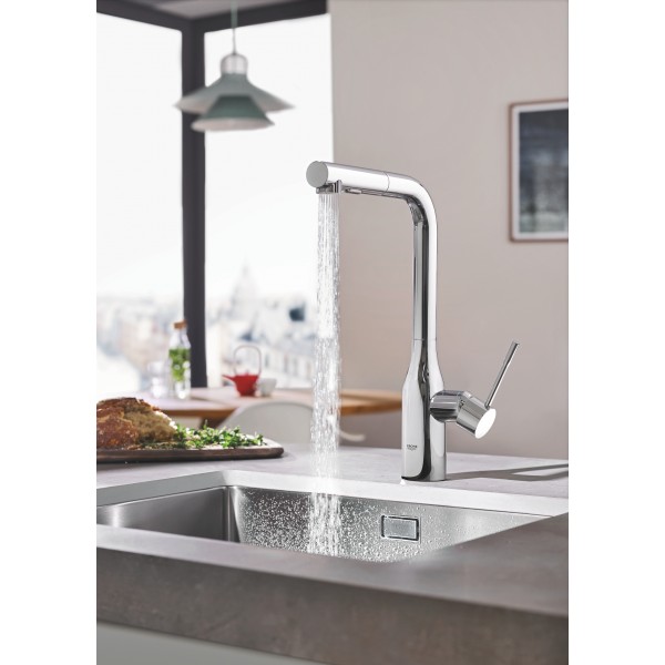 Смеситель для кухни с выдвижным изливом Grohe Essence New (30270000) Смеситель для кухни с выдвижным изливом Grohe Essence New (30270000)